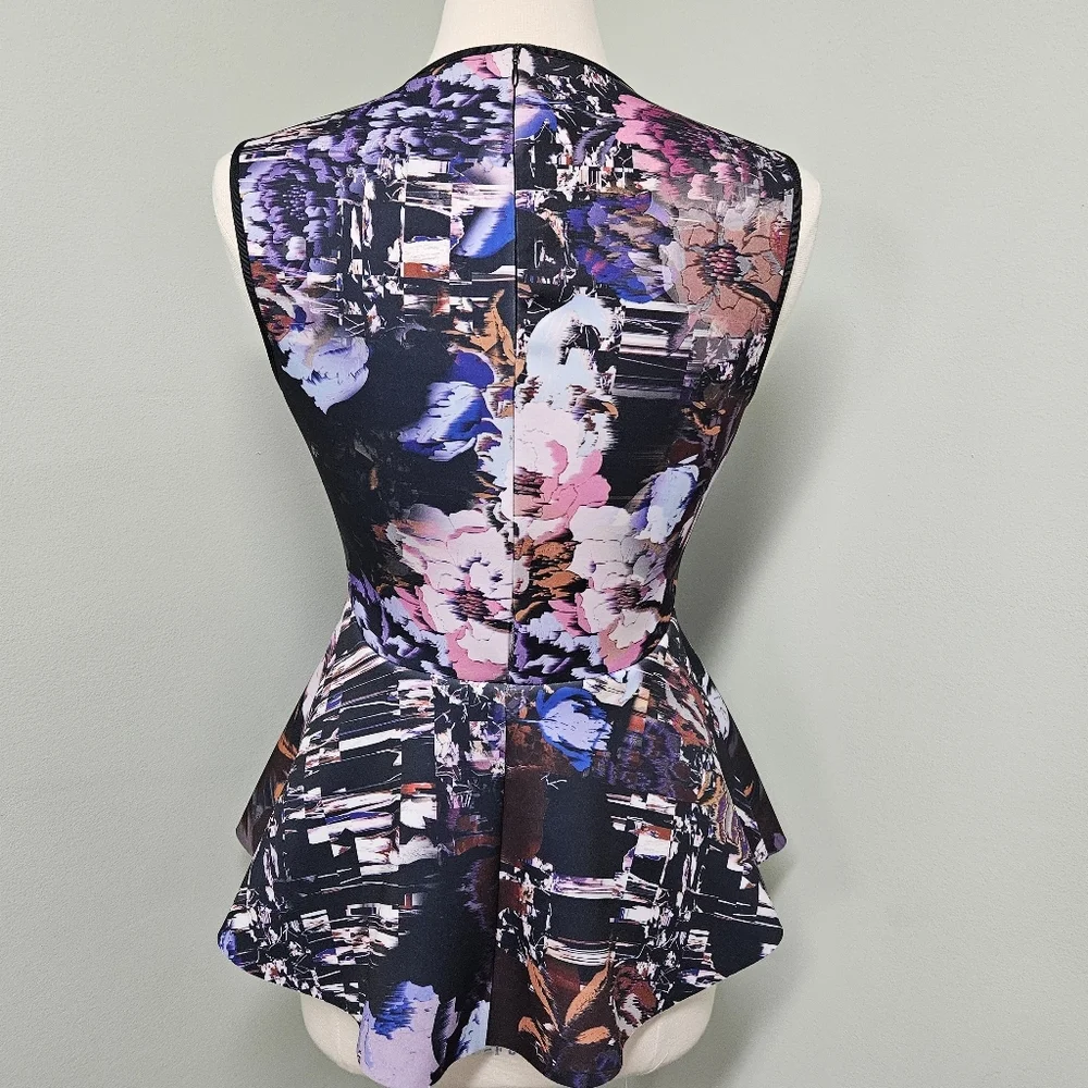 Clover Canyon Revolve Poetic Petals Peplum Top Neoprene Sleeveless Size Large - Picture 4 of 8